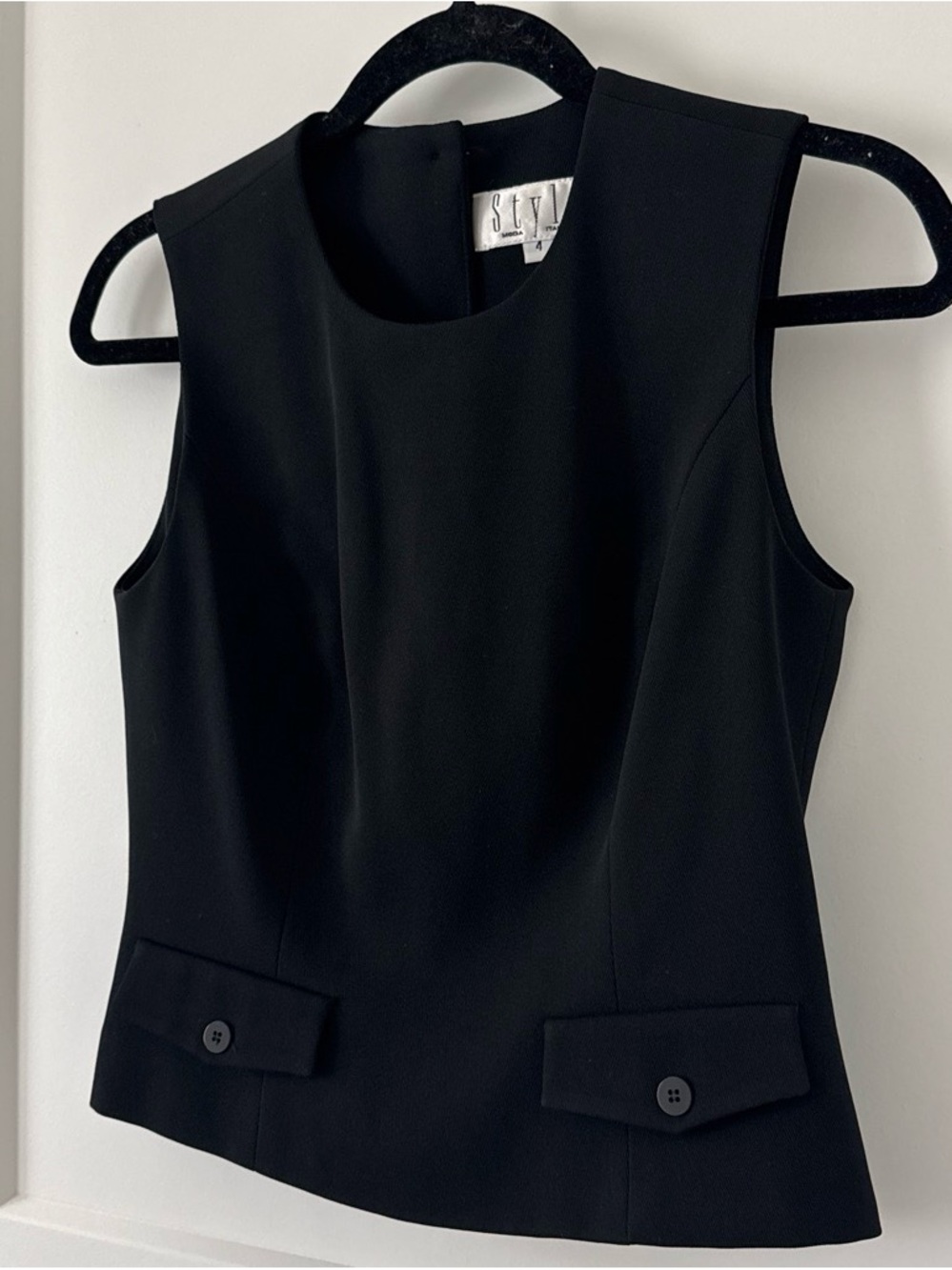 Vintage Black Sleeveless Tailored Tank Top